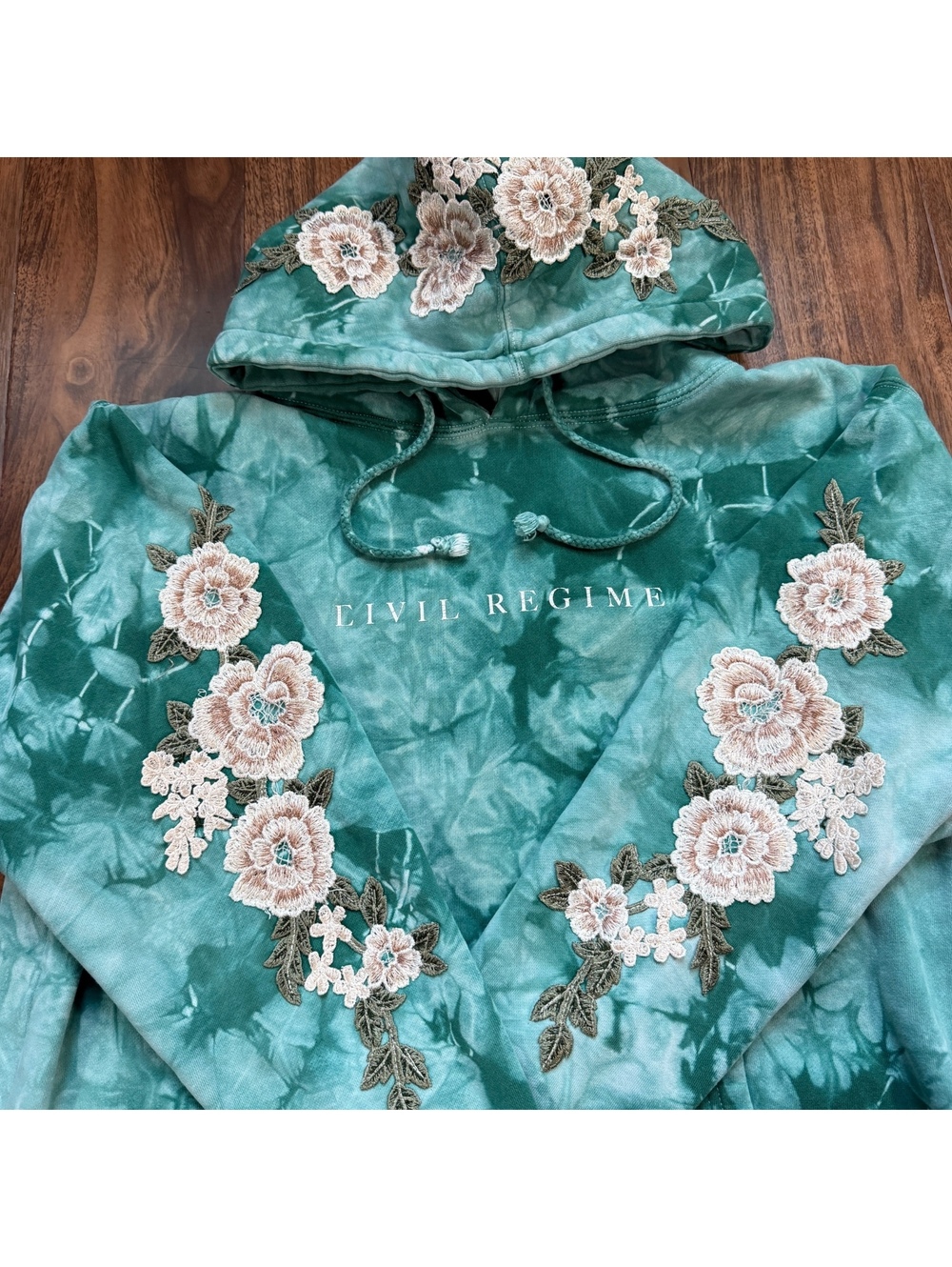 Civil Regime Floral Tie Dye Hoodie Medium Green Embroidered Flower Sweatshirt